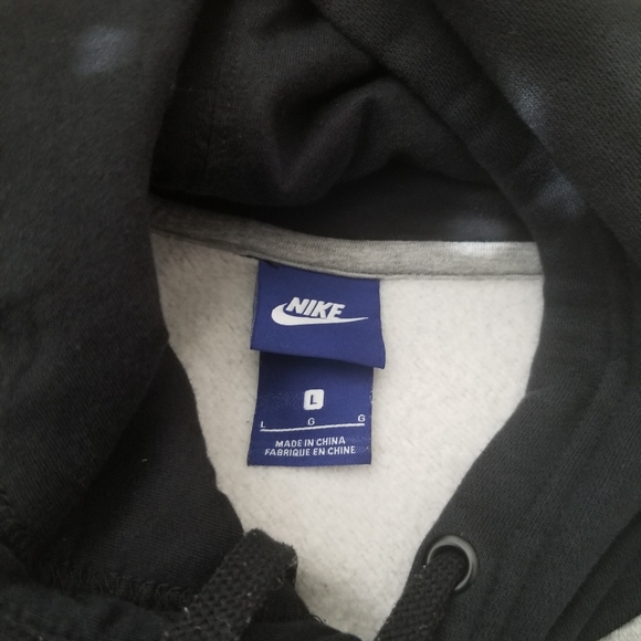 Nike "Just Do It" hooded pullover - Picture 2 of 2